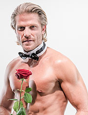 Ex-Bachelor Paul Janke ist an einem Abend auch mit dabei auf der Bühne im Circus Krone